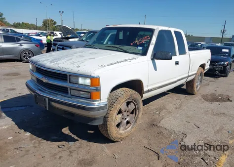 1998 Chevrolet K1500 Fleetside из США, поврежденный, VIN 2GCEK19R6W1237743